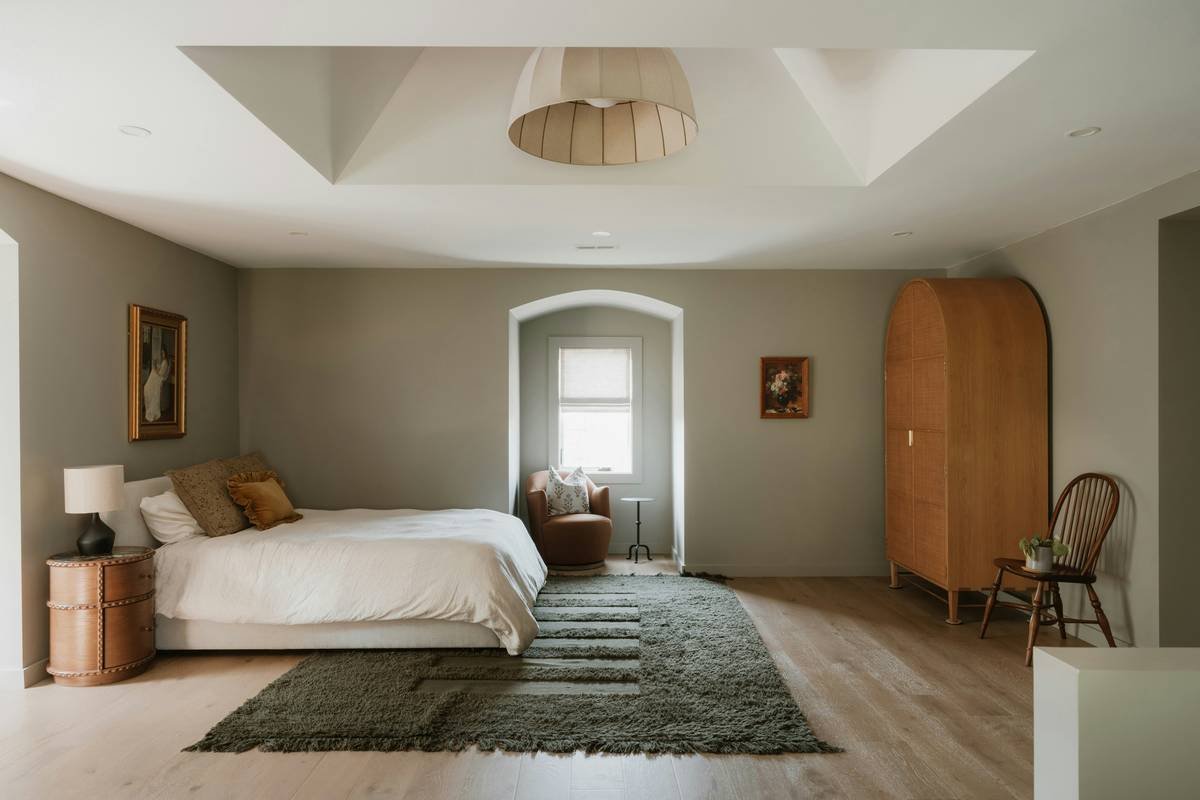 Canopy Wood Beds Modern: Your Ultimate Guide to Timeless Elegance Meets Contemporary Design