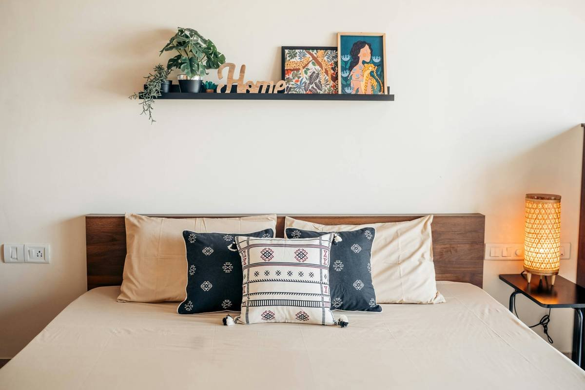 Why Your Nightstand Next to Bed Makes or Breaks Your Canopy Bed Dream